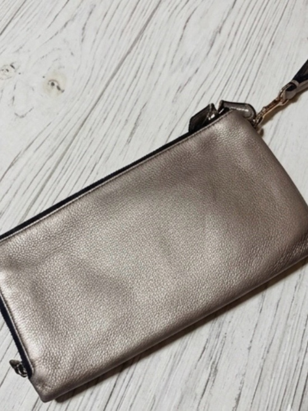 Coach Metallic Gold Leather Zip Wristlet - Picture 5 of 7